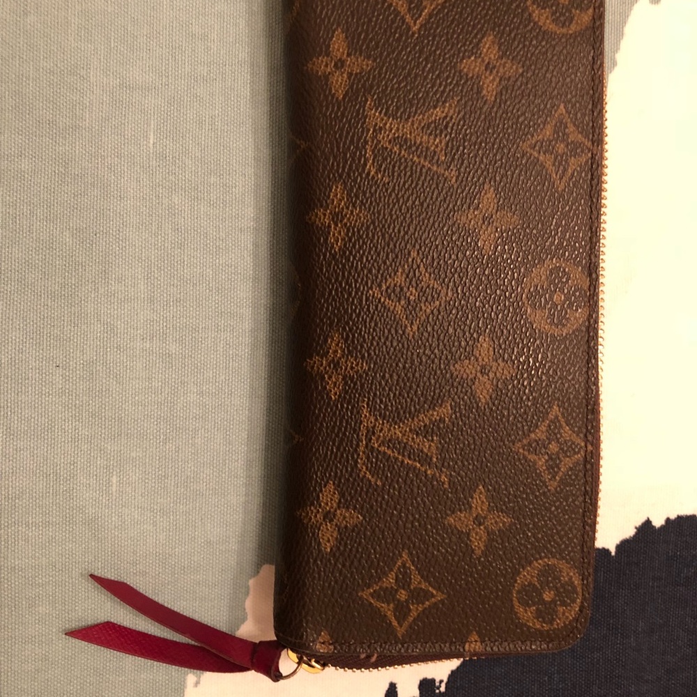 Authentic LV